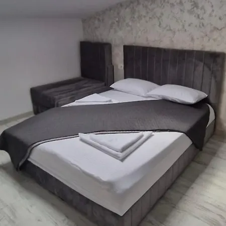 Atelierelor House Πανσιόν *